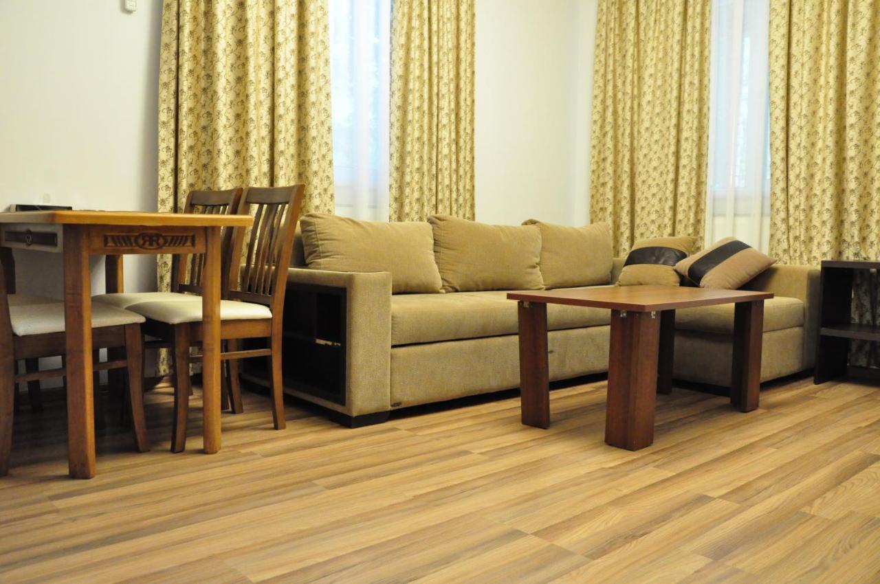 Vilesh Palace Hotel Masally Bagian luar foto