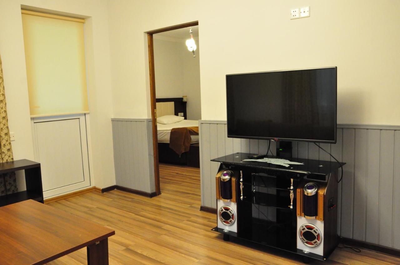 Vilesh Palace Hotel Masally Bagian luar foto